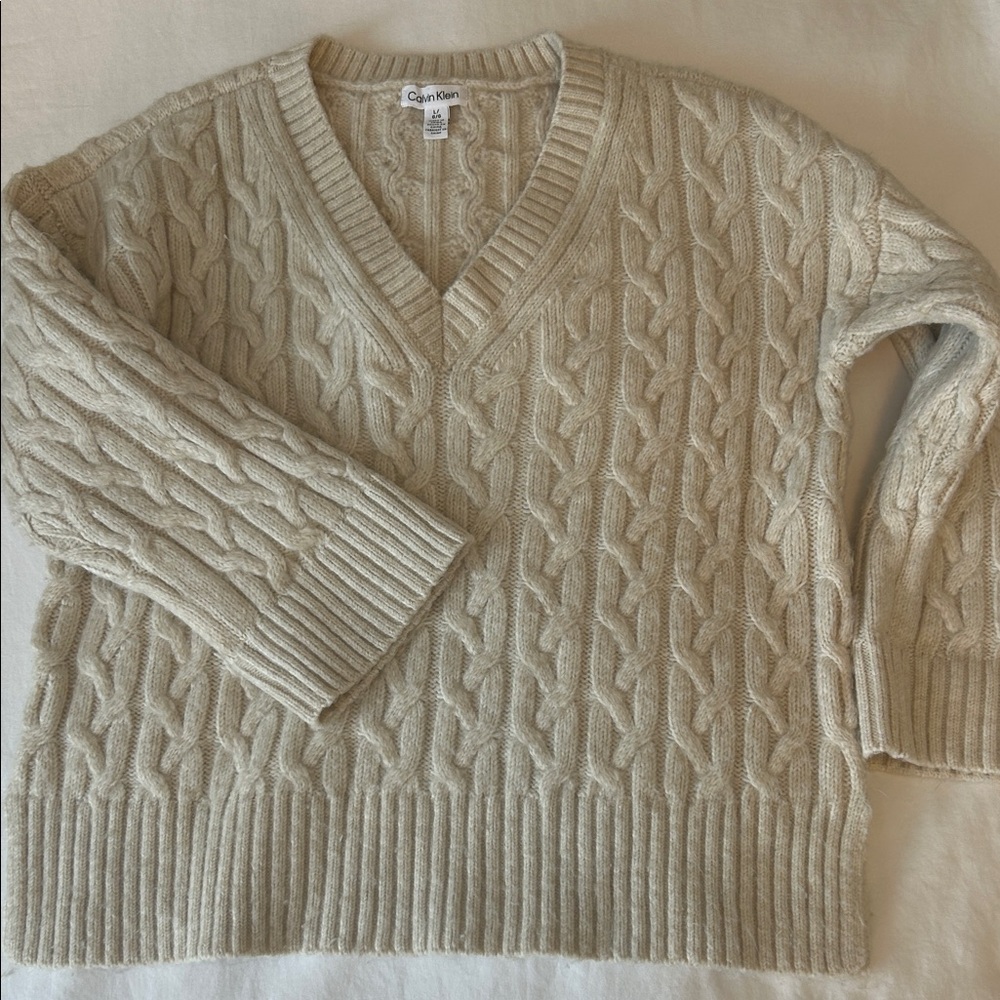 Calvin Klein Soft Cozy Women's Cream V-Neck Cable Knit Sweater L